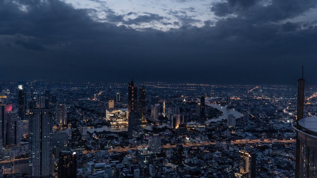Bangkok w nocy SkyWalks