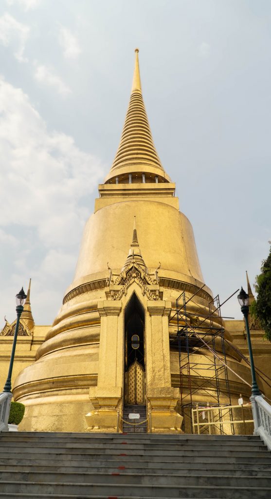 Phra Siratana Chedi złota pagoda bangkok